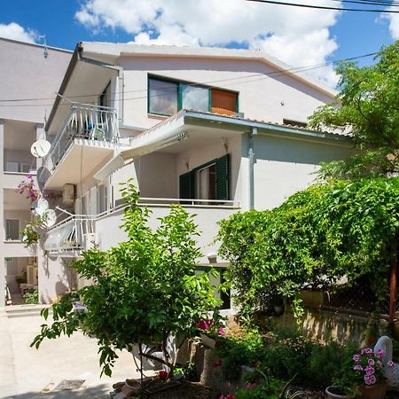Apartman Pjero 3+2 Makarska Exterior photo