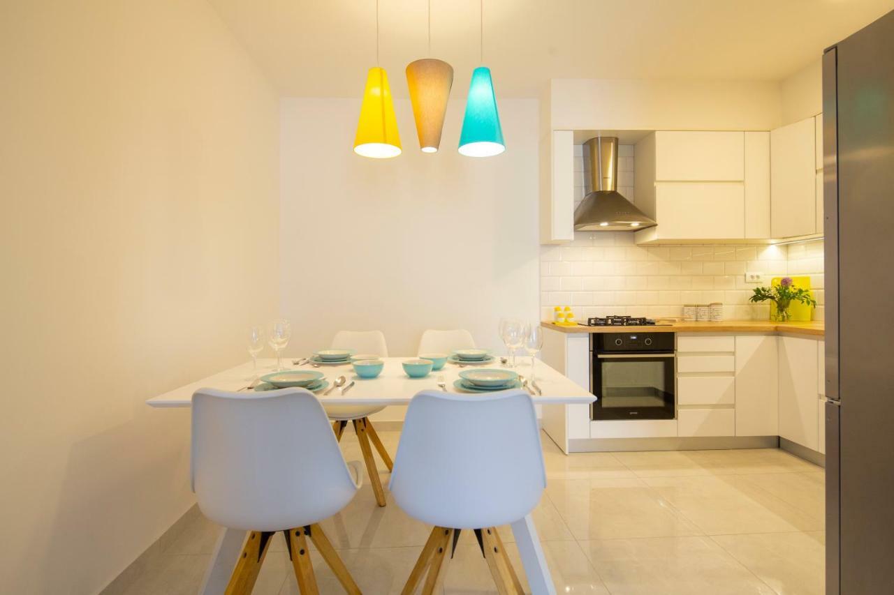 Apartman Pjero 3+2 Makarska Exterior photo